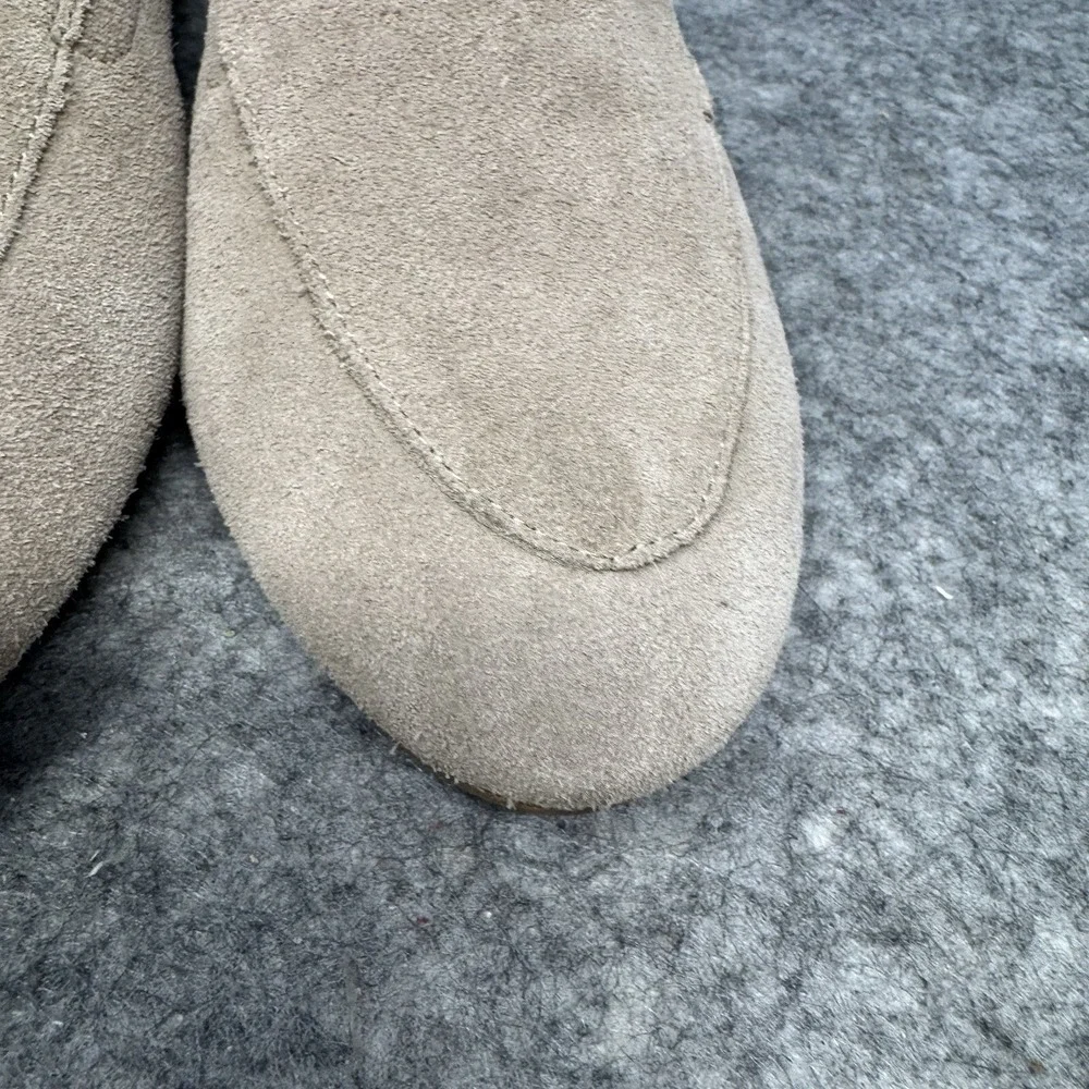 Lucky Brand used minimal